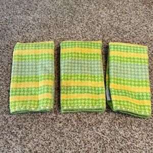 Vintage Donna Italy Green and Yellow Houndstooth Hand Towel Set- 3